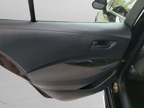 Used 2023 Toyota Corolla LE image 27