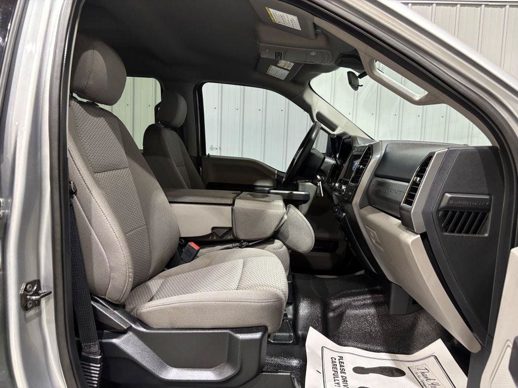 Used 2020 Ford F250 XLT w/ XLT Value Package AWD/4WD image 12