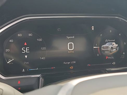 New 2026 GMC Sierra 1500 SLE w/ Preferred Package image 17