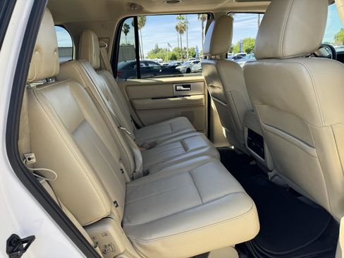 Used 2016 Ford Expedition Limited w/ Equipment Group 301A image 17