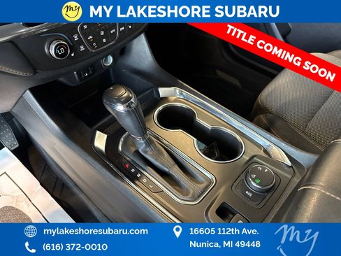 Used 2018 Chevrolet Traverse LT w/ LPO, Floor Liner Package AWD/4WD image 21