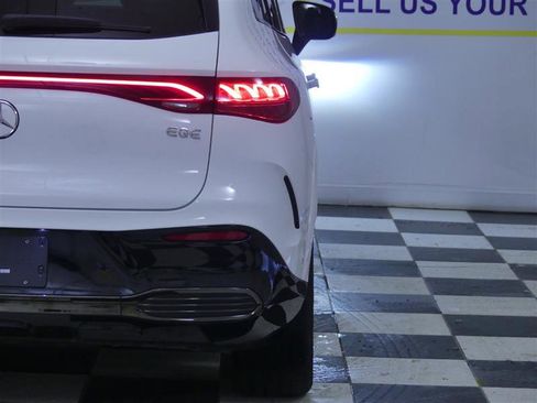 Used 2024 Mercedes-Benz EQE AMG 4MATIC SUV w/ AMG Night Package image 35