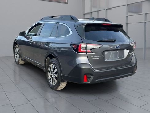 Used 2022 Subaru Outback Premium AWD/4WD image 5