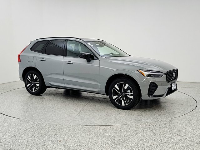 New 2027 Volvo XC60 B5 Core AWD/4WD image 3