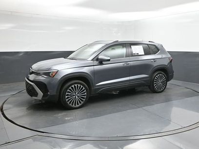 Used 2025 Volkswagen Taos SE