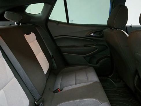 Certified 2024 Chevrolet Trax RS image 22