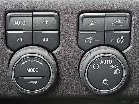 New 2026 Chevrolet Silverado 1500 LT image 21