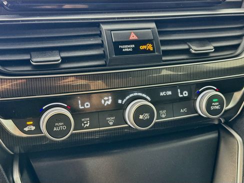 Used 2022 Honda Accord Sport image 14