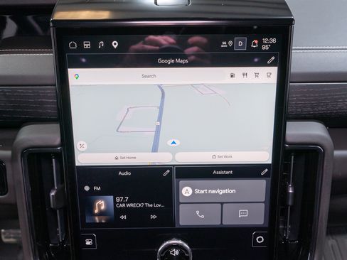 Used 2025 GMC Yukon AT4 Ultimate w/ LPO, Floor Liner Package AWD/4WD image 20