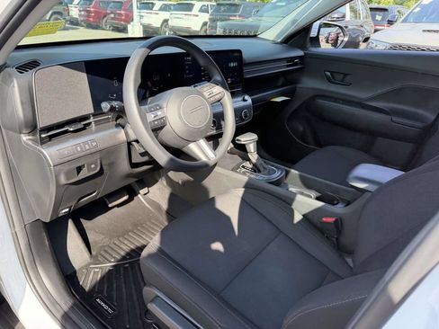 Used 2024 Hyundai Kona SE AWD/4WD image 15