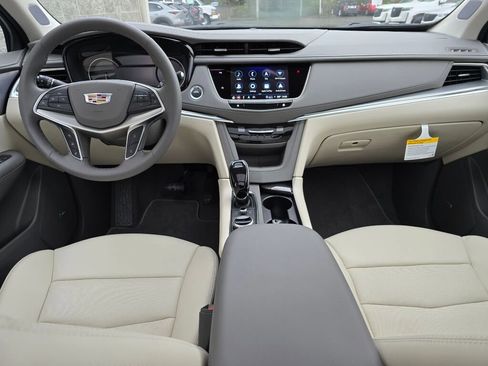 New 2025 Cadillac XT5 Premium Luxury image 26