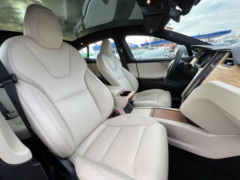 Used 2021 Tesla Model S Performance image 22