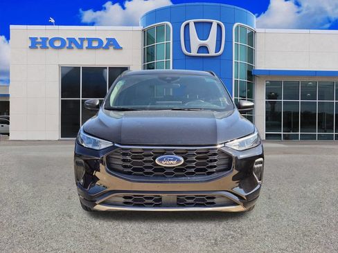 Used 2024 Ford Escape ST-Line w/ Tech Pack #1 FWD image 5