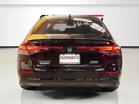 Used 2024 Honda Accord Sport image 6