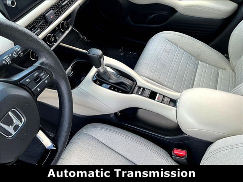 Used 2026 Honda HR-V LX image 17