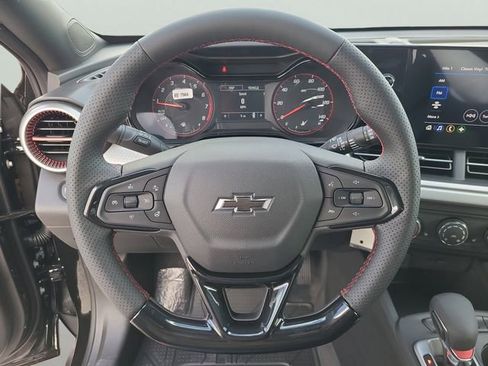 New 2026 Chevrolet Trax RS image 25