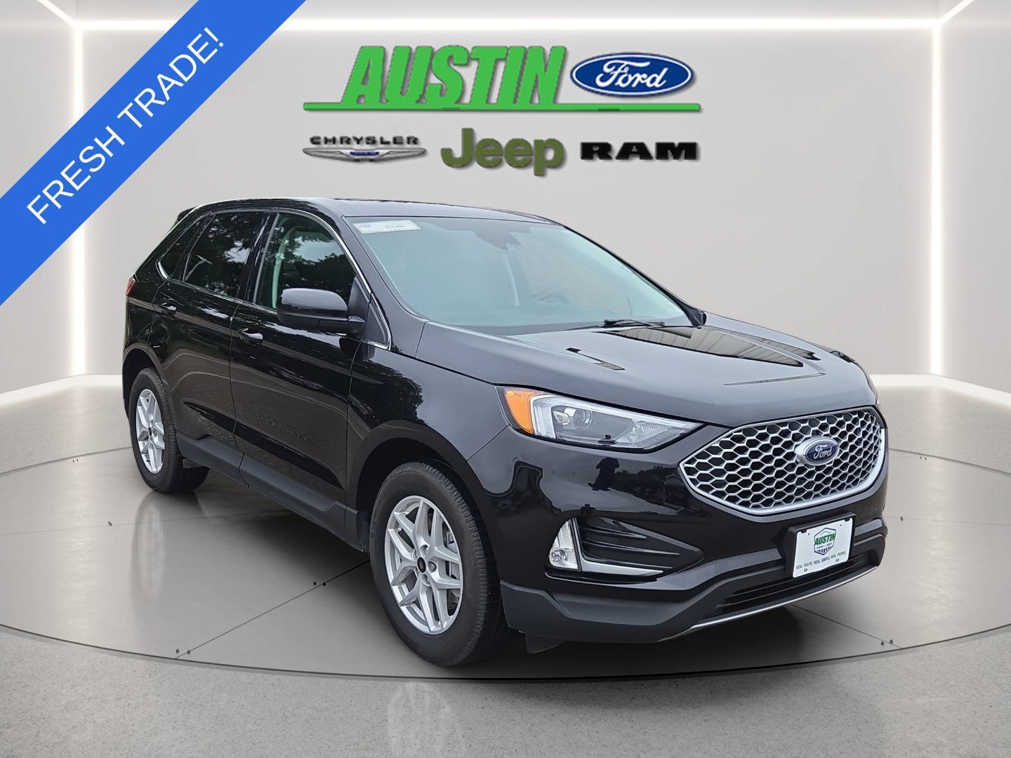 Used 2024 Ford Edge SEL w/ Convenience Package AWD/4WD image 7