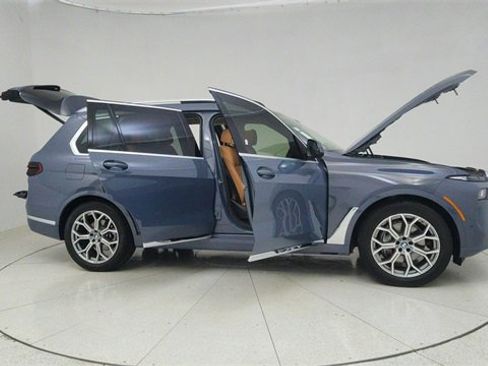 Used 2026 BMW X7 xDrive40i image 75