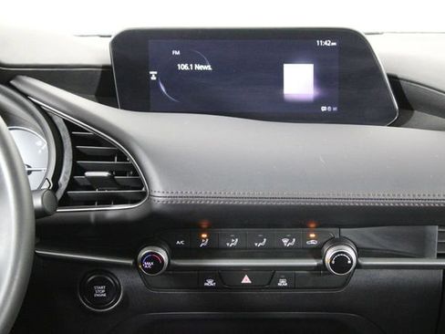 Used 2022 MAZDA MAZDA3 Sedan image 28
