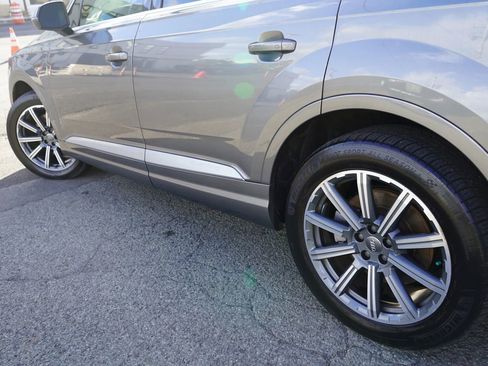 Used 2018 Audi Q7 3.0T Premium Plus AWD/4WD image 6