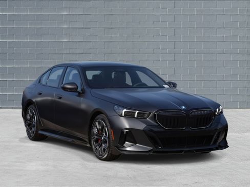 New 2026 BMW 550e xDrive 550e xDrive AWD image 1