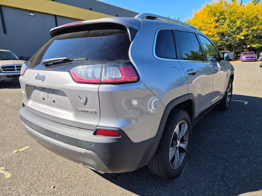 Used 2020 Jeep Cherokee Limited AWD/4WD image 7