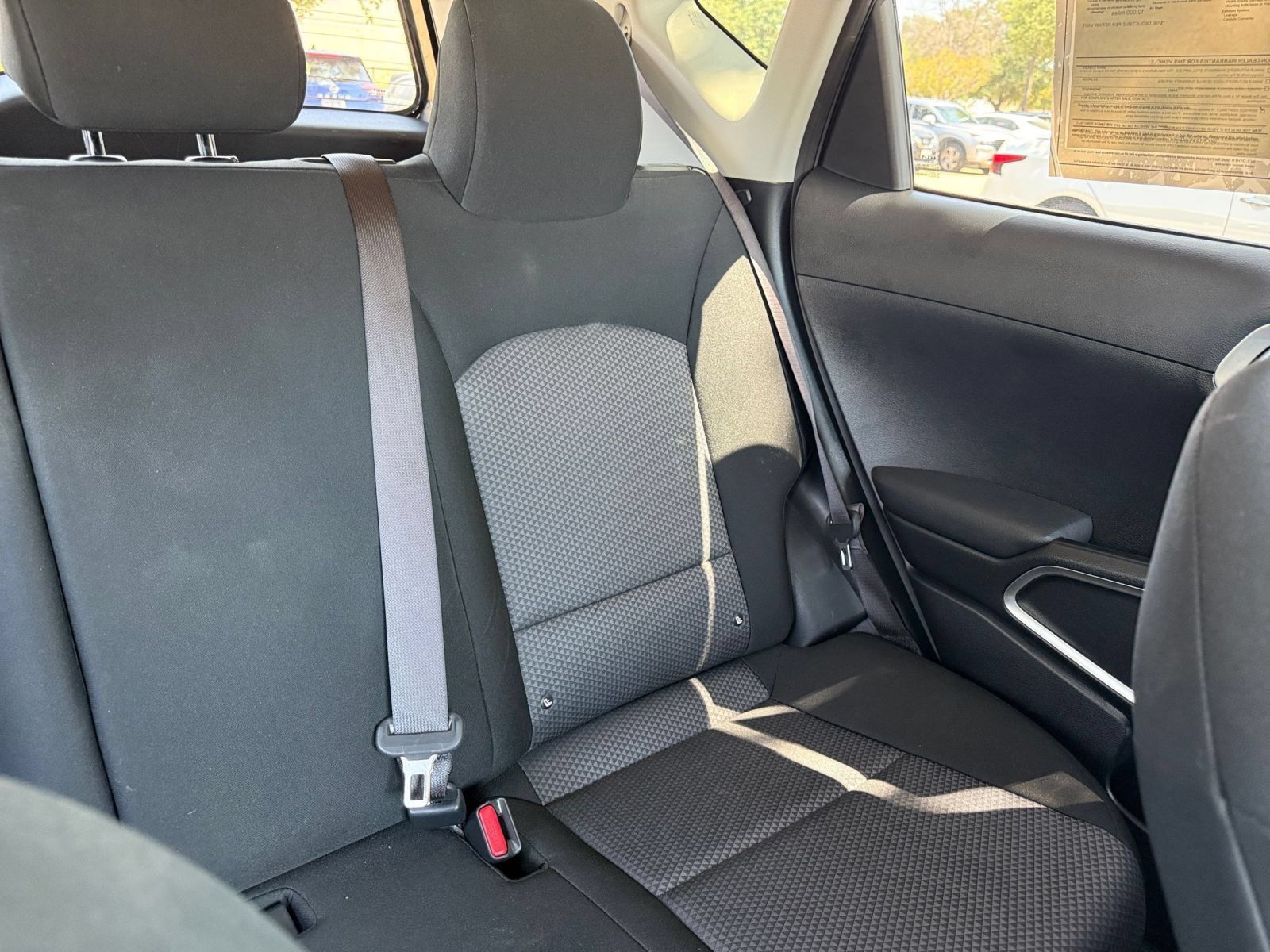 Used 2025 Kia Soul LX w/ LX Technology Package FWD image 36