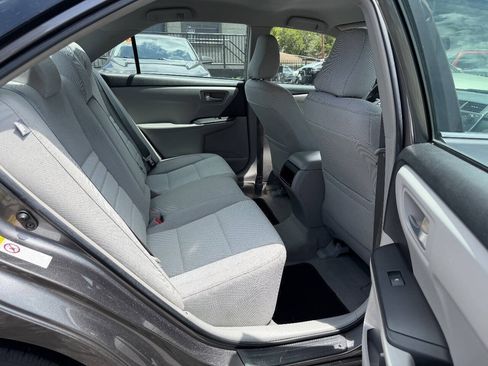 Used 2016 Toyota Camry LE FWD image 16