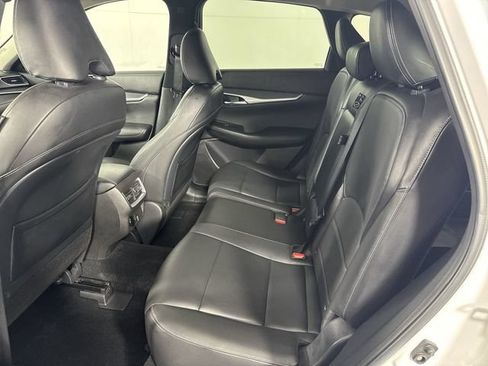 Used 2019 INFINITI QX50 Pure AWD/4WD image 21