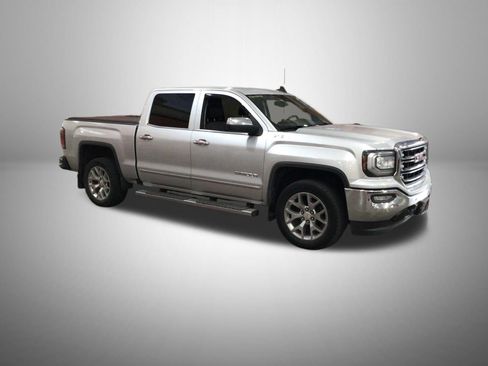 Used 2018 GMC Sierra 1500 SLT w/ SLT Premium Package AWD/4WD image 3