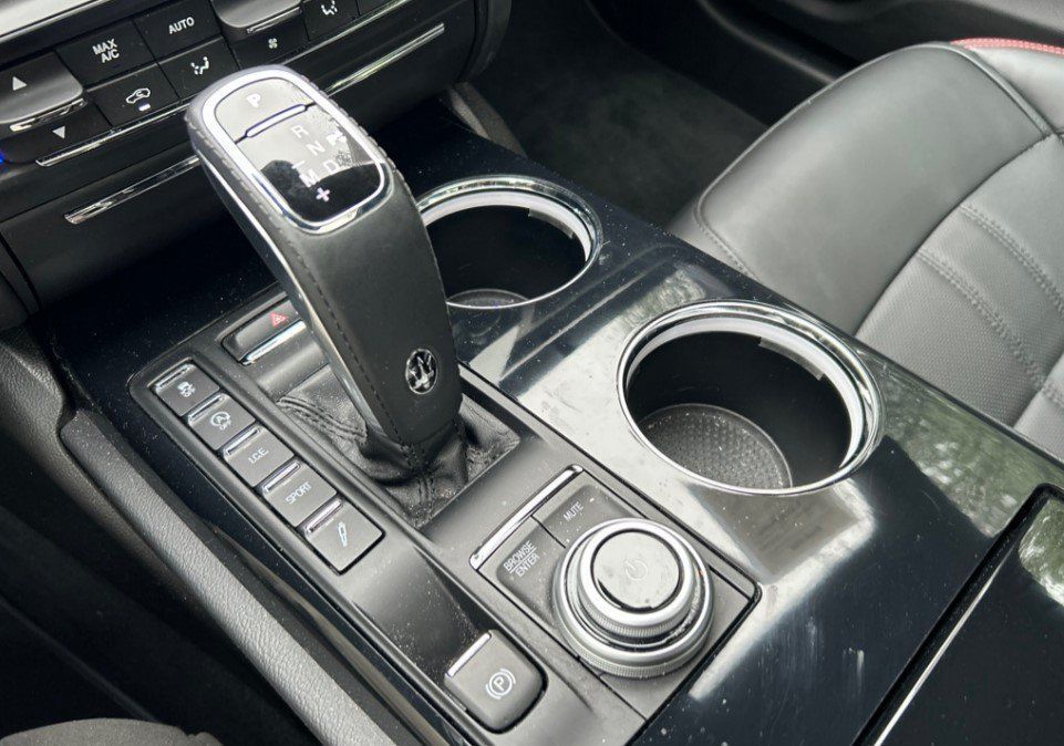 Used 2024 Maserati Quattroporte Modena Ultima Q4 AWD/4WD image 18