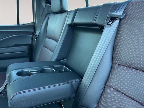 New 2026 Honda Ridgeline Black Edition image 13