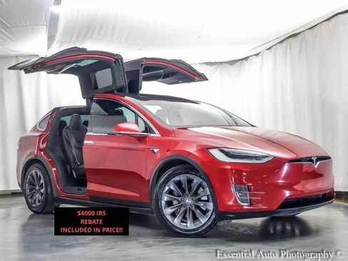 Used 2018 Tesla Model X 75D image 6