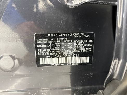 Used 2025 Subaru Forester Wilderness image 27