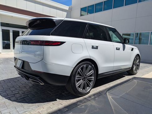 New 2026 Land Rover Range Rover Sport SE AWD/4WD image 5