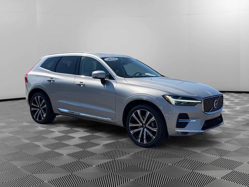 Used 2023 Volvo XC60 B5 Ultimate w/ Climate Package image 7