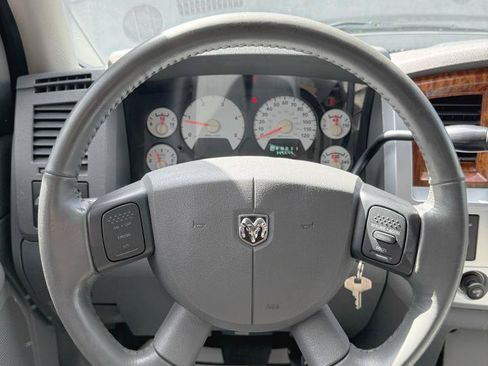 Used 2006 Dodge Ram 2500 Truck Laramie AWD/4WD image 18