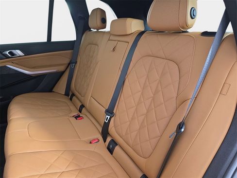 Certified 2023 BMW X5 xDrive40i w/ Premium Package image 14