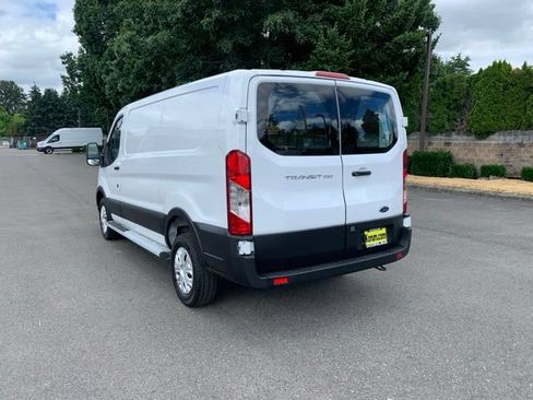 Used 2025 Ford Transit 250 Low Roof w/ Exterior Upgrade Package RWD image 3