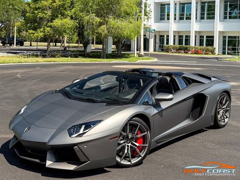 Used 2017 Lamborghini Aventador LP 700-4 AWD/4WD image 10