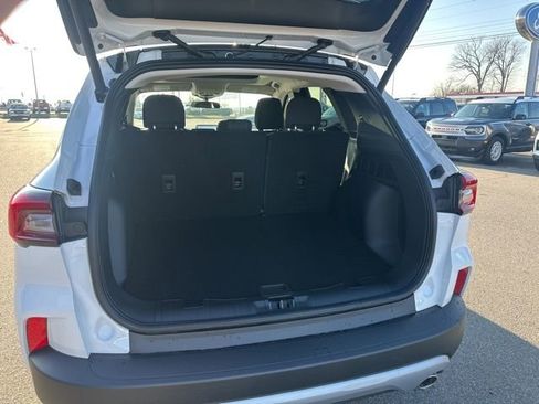 New 2026 Ford Escape Active FWD image 21
