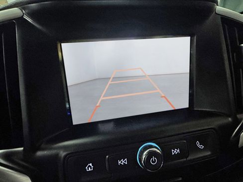 Used 2020 GMC Terrain SLE image 17