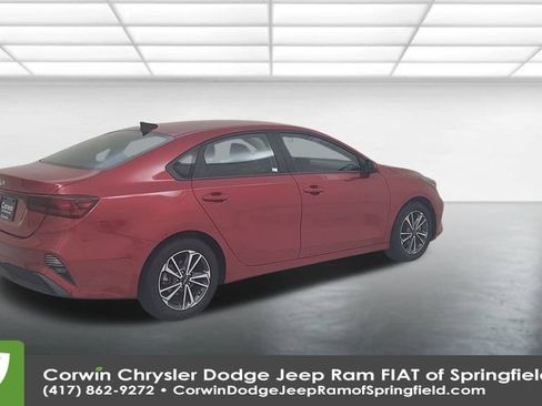 Used 2024 Kia Forte LXS image 15