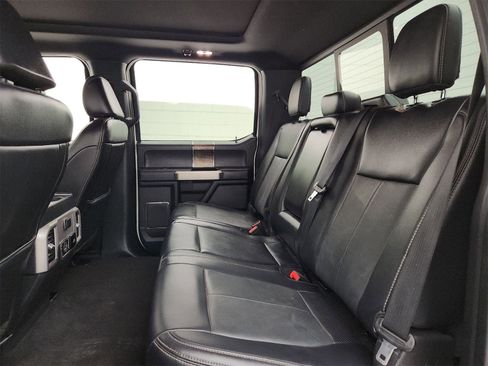 Used 2022 Ford F250 Lariat w/ Tremor Off-Road Package image 32