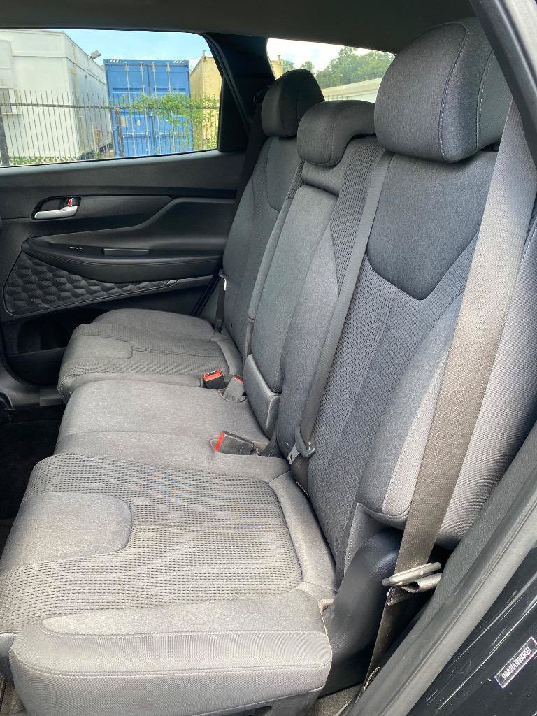 Used 2022 Hyundai Santa Fe SEL FWD image 32
