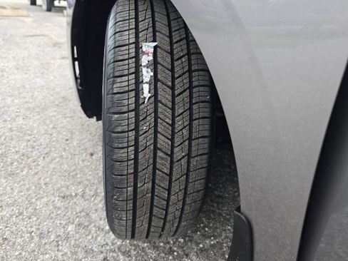 Used 2023 Hyundai Elantra SEL FWD image 27