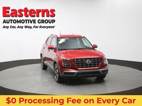 Used 2023 Hyundai Venue Limited FWD image 51