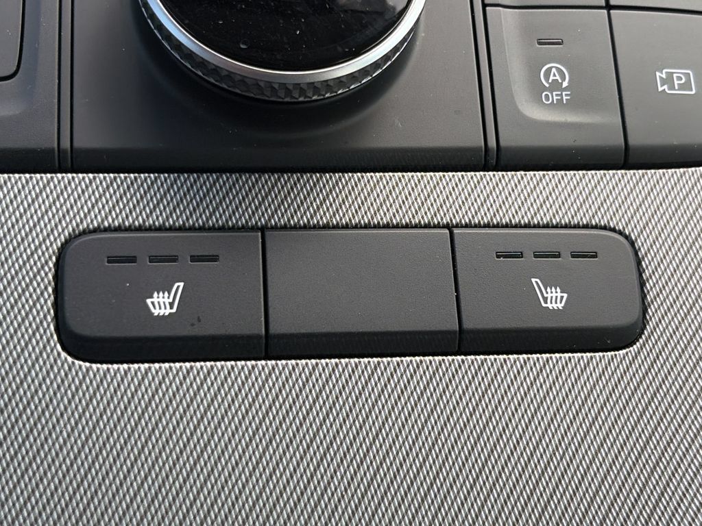 Used 2025 Hyundai Palisade SEL FWD image 20