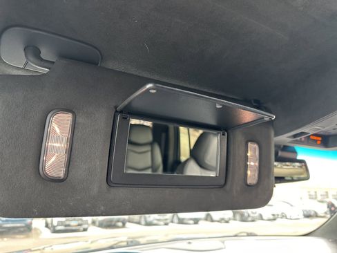 Used 2020 Cadillac Escalade ESV Platinum image 69