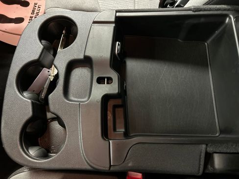 Used 2024 RAM 2500 Big Horn w/ Bed Utility Group image 21